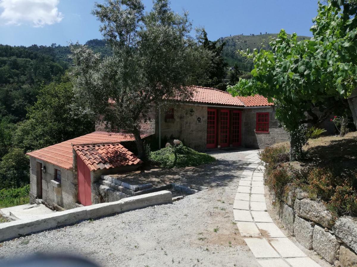 Casa do Silvério Santa Cruz do Douro Esterno foto